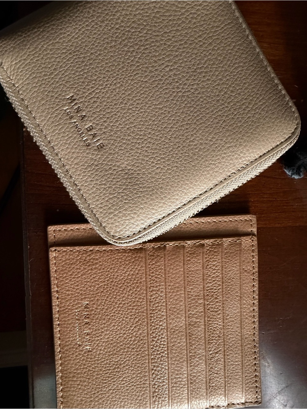 Slim Pebbled Leather Card & Key Holder — Tan - Picture 3 of 3